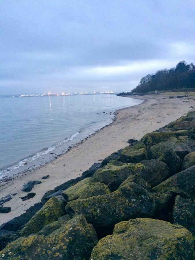 Coastguard Boat House On Belfast Lough Villa นิวทาวน์แอบบีย์ ภายนอก รูปภาพ